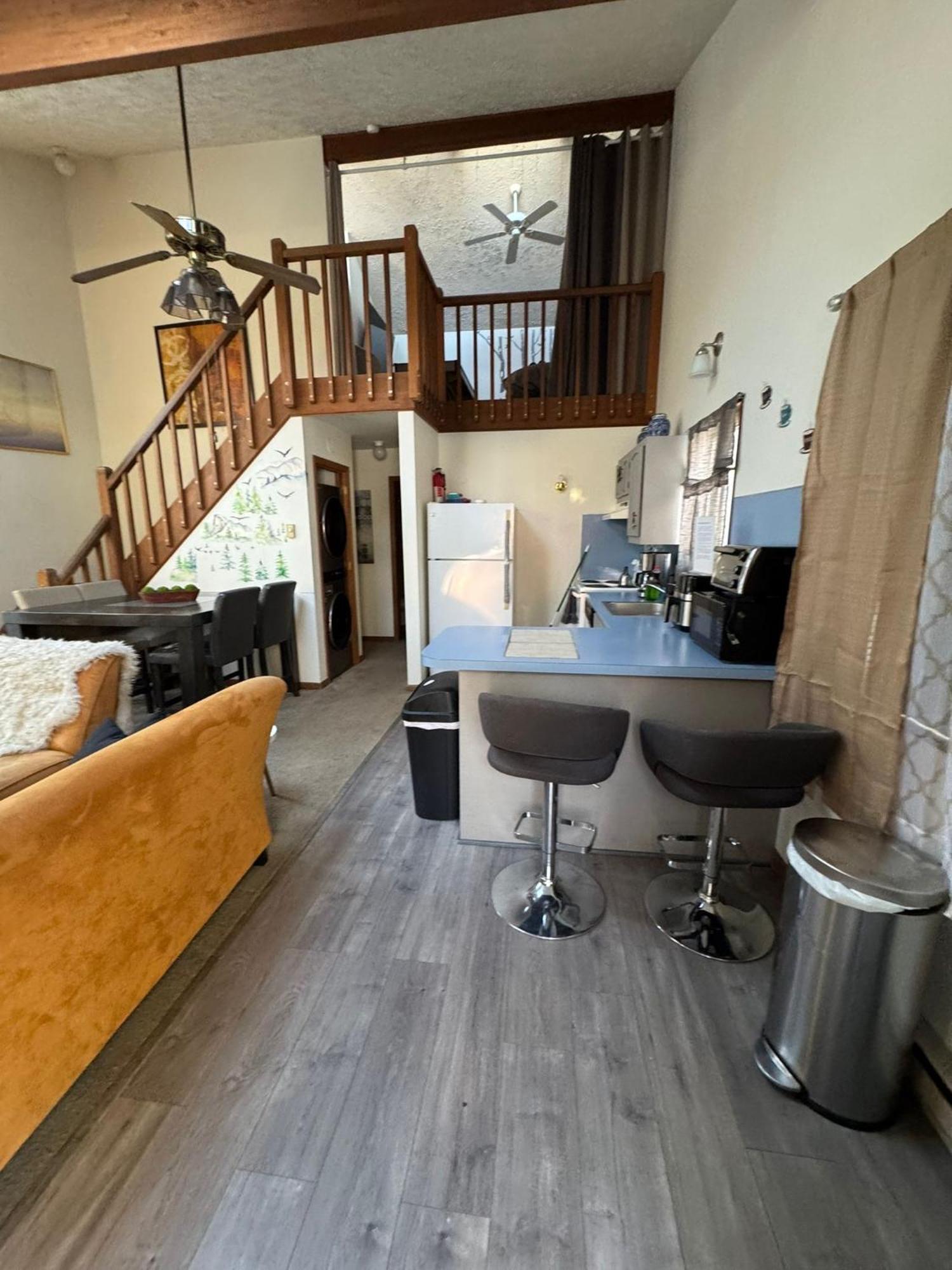 Ambiance - King Bed Cabin, Jetted-Tub & Fireplace Tobyhanna Buitenkant foto